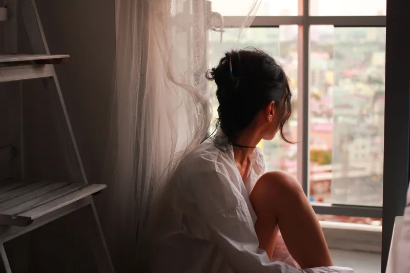 Staring at the Wall and Loving It: The Quiet Rebellion of Doing Absolutely Nothing